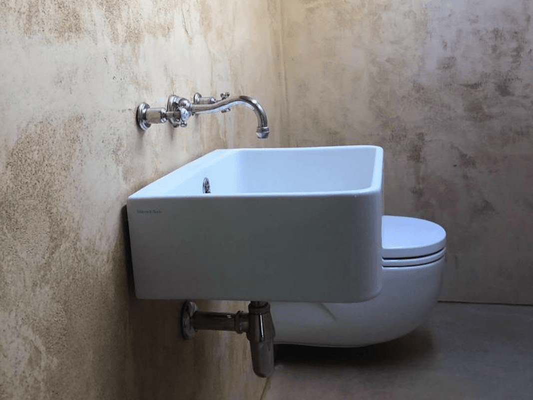 Microcement bathroom application