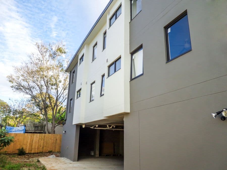 Acrylic render on apartment block Sydney